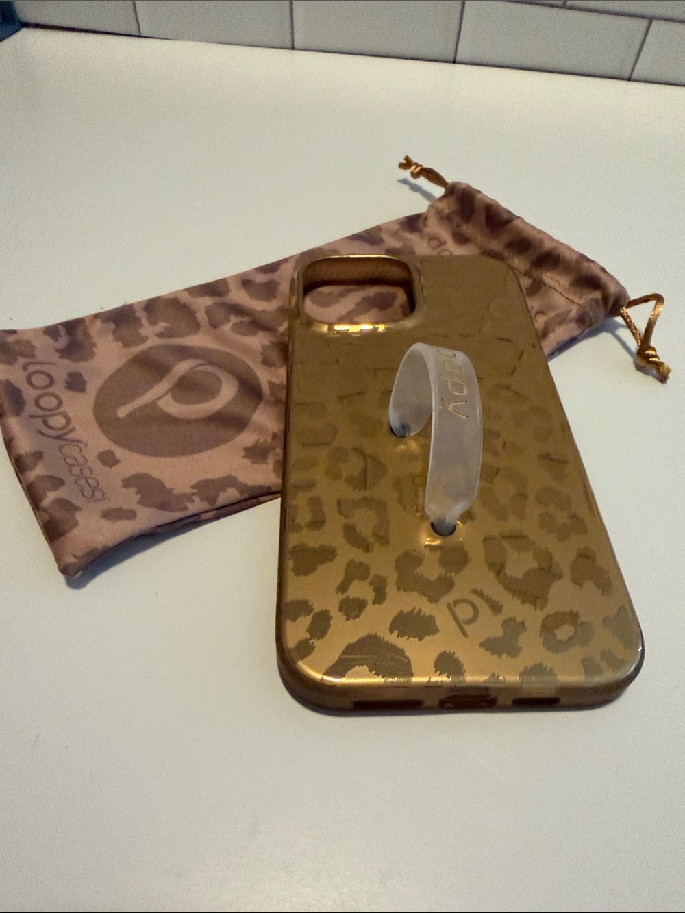 Loopy Case Metallic Gold Leopard Print Phone Case with Clear Loop Grip